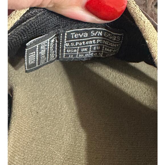 Teva Men's size 11 Brown Leather Fisherman Sandals - Picture 3 of 7